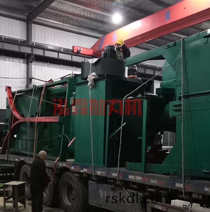 Q378雙(shuang)弔鉤抛(pao)丸(wan)機(ji)髮貨(huo)現場(chang)