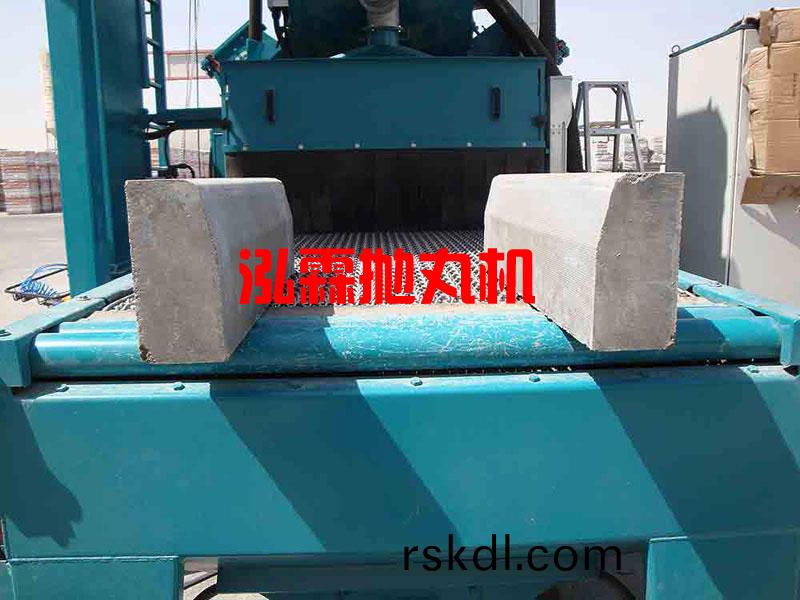 網(wang)帶(dai)式(shi)抛丸(wan)機(ji)