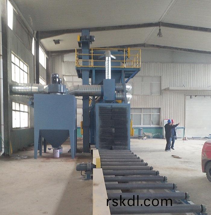 槽(cao)鋼抛丸(wan)機 槽(cao)鋼(gang)抛(pao)丸機(ji)